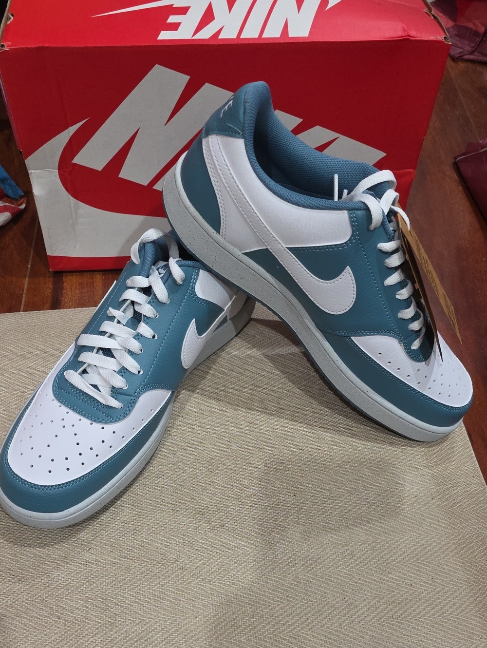 NWB Men's Size 12 Nike Court Vision Lo Sneakers